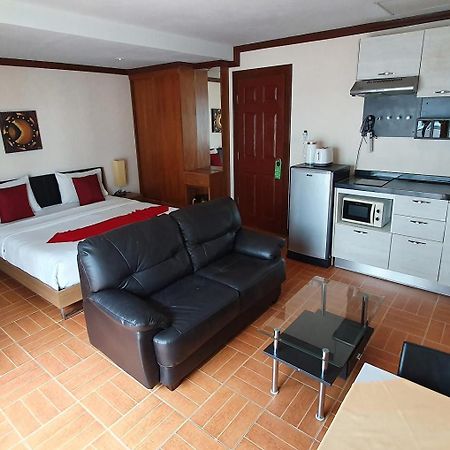 Patong Karlssons Hotel Eksteriør bilde
