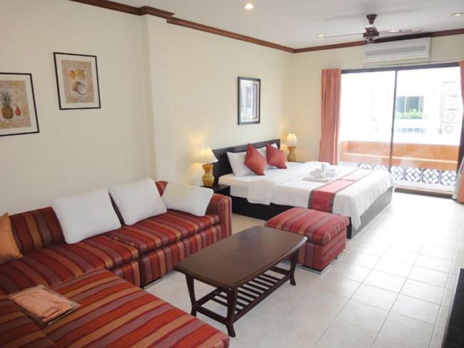 Patong Karlssons Hotel Eksteriør bilde